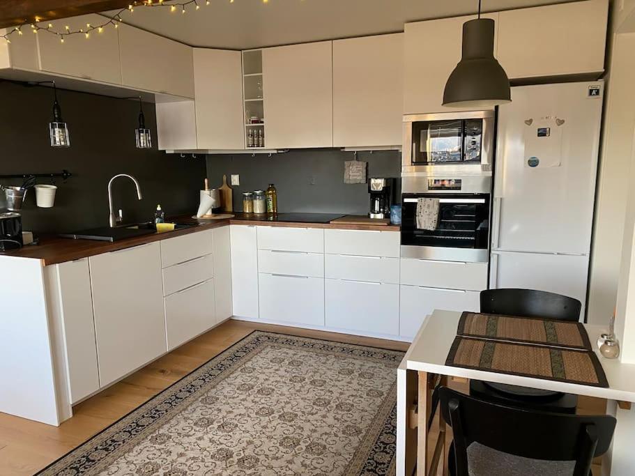 Cosy Flat Near Cable Car And The Arctic Cathedral Apartment Tromso Exterior photo